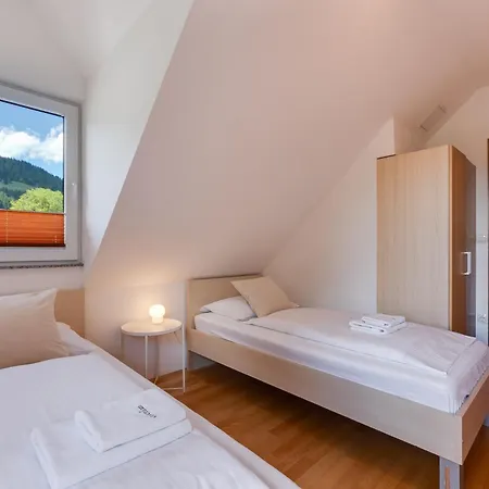 Apartma Planina